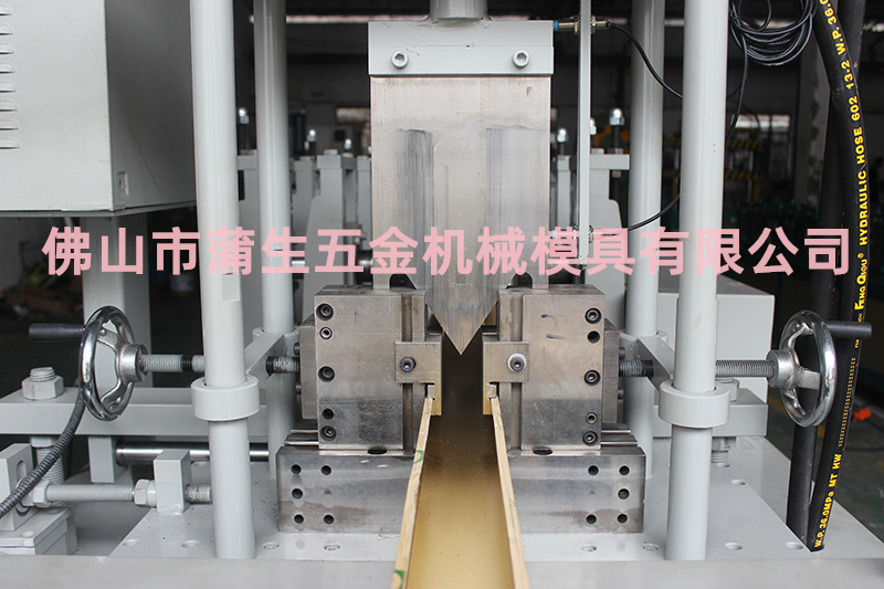 門框成型機(jī)的主要優(yōu)勢(shì)體現(xiàn)